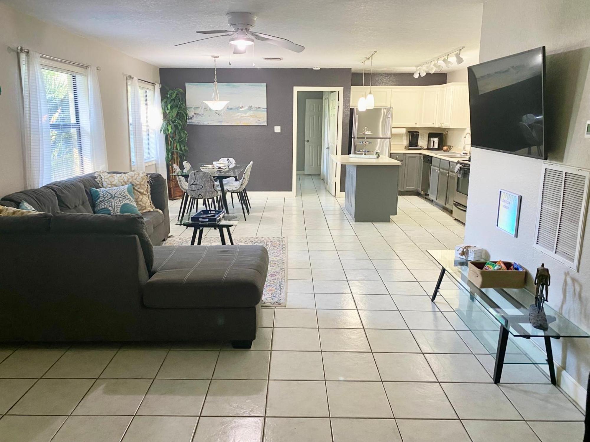 Sunshine Acre 2B 2B King Master Suite, Big Yard Davie Exterior photo